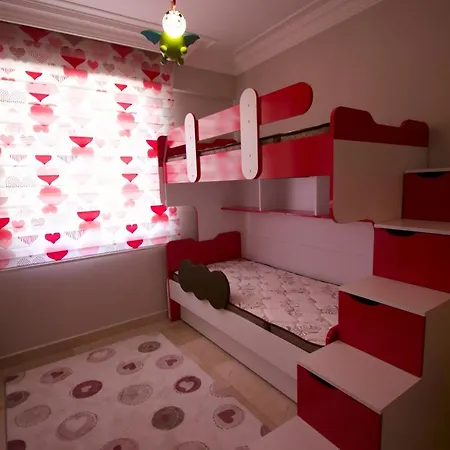 Luxury Penthouse In Goldcity Apartment *